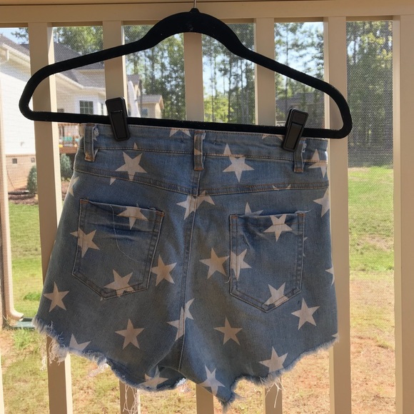 36point5 boutique shorts - Picture 2 of 2